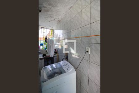 Casa à venda com 100m², 3 quartos e 1 vagaÁrea de Serviço