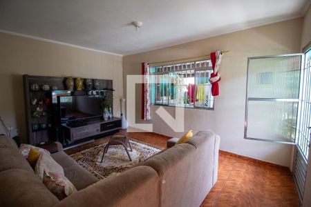 Sala de casa à venda com 3 quartos, 100m² em Lajeado, São Paulo