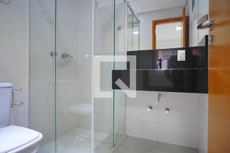 Banheiro da Suíte de apartamento para alugar com 2 quartos, 69m² em Saco dos Limões, Florianópolis