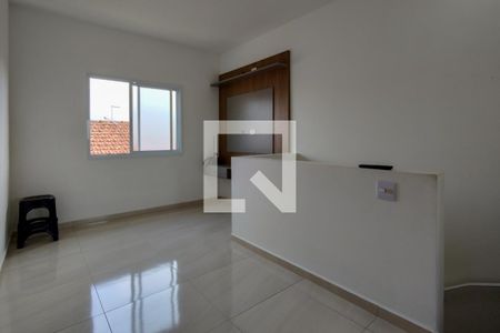 Sala de casa de condomínio para alugar com 2 quartos, 50m² em Ocian, Praia Grande