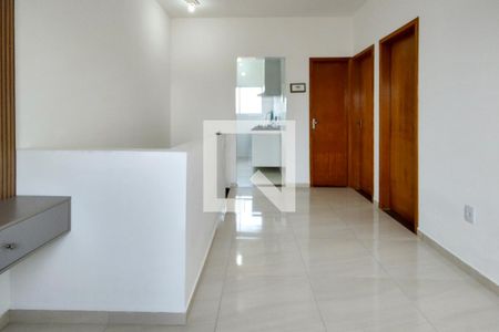 Sala de casa de condomínio para alugar com 2 quartos, 50m² em Ocian, Praia Grande