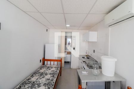 Casa de condomínio para alugar com 14m², 1 quarto e sem vagaSala/Cozinha/Quarto