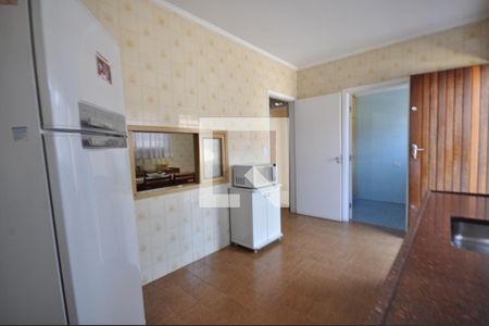 Casa à venda com 648m², 3 quartos e 4 vagasCozinha