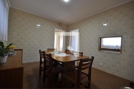 Casa à venda com 648m², 3 quartos e 4 vagasCopa