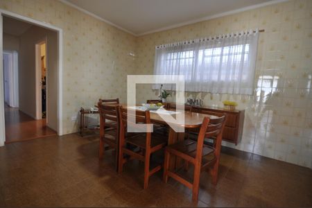Casa à venda com 648m², 3 quartos e 4 vagasCopa