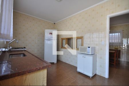 Casa à venda com 648m², 3 quartos e 4 vagasCozinha