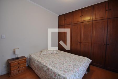 Casa à venda com 648m², 3 quartos e 4 vagasQuarto 2