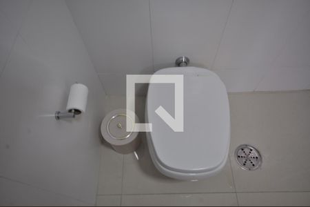 Casa à venda com 648m², 3 quartos e 4 vagasBanheiro do Quarto Suíte