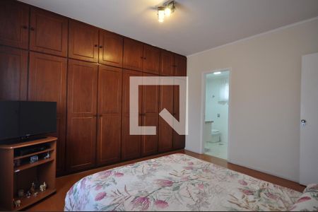 Quarto Suíte de casa à venda com 3 quartos, 648m² em Vila Nova Mazzei, São Paulo