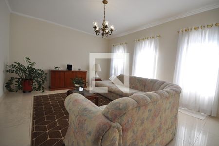 Sala de casa à venda com 3 quartos, 648m² em Vila Nova Mazzei, São Paulo