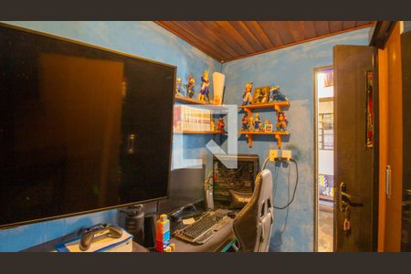 Casa à venda com 141m², 4 quartos e 2 vagasQuarto 3