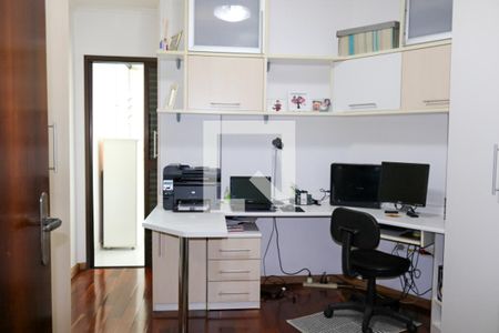 Apartamento à venda com 168m², 3 quartos e 2 vagasSuíte 2