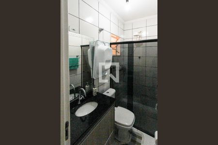 Casa à venda com 133m², 3 quartos e 2 vagasBanheiro Social