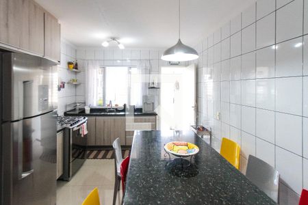 Casa à venda com 133m², 3 quartos e 2 vagasCorredor
