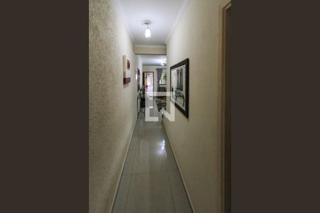 Casa à venda com 133m², 3 quartos e 2 vagasCorredor