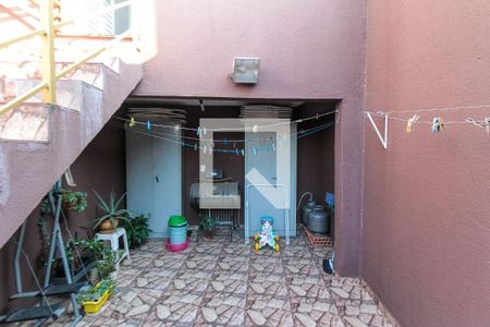 Casa à venda com 133m², 3 quartos e 2 vagasQuintal