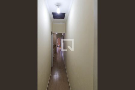 Casa à venda com 133m², 3 quartos e 2 vagasCorredor