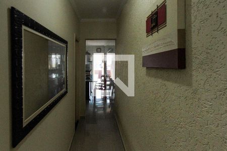 Casa à venda com 133m², 3 quartos e 2 vagasCorredor