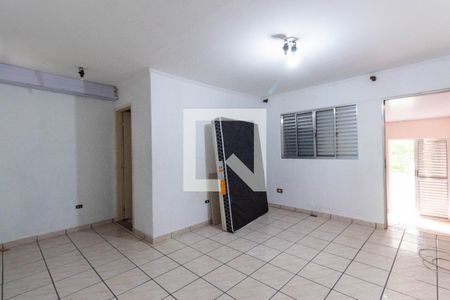 Sala de casa para alugar com 2 quartos, 70m² em Jardim Santa Maria, São Paulo