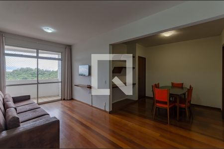 Apartamento para alugar com 111m², 3 quartos e 2 vagasSala