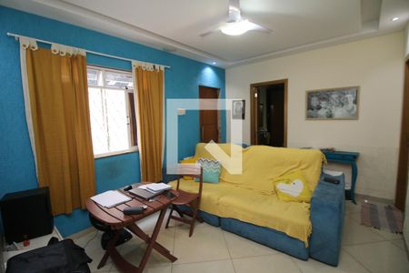 Sala de apartamento para alugar com 3 quartos, 100m² em Olaria, Rio de Janeiro