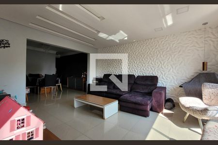 Sala de casa para alugar com 3 quartos, 210m² em Utinga, Santo André