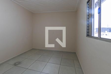 Quarto 2 de casa para alugar com 2 quartos, 60m² em Vila Alpina, São Paulo