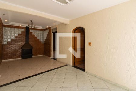 Sala 2 de casa para alugar com 3 quartos, 250m² em Jardim Santa Barbara, Guarulhos