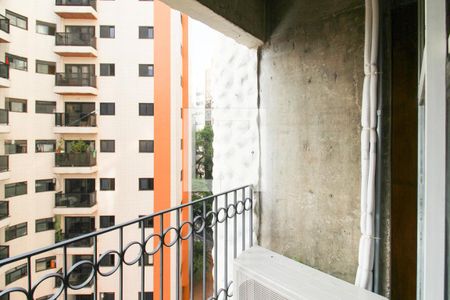 Varanda  de apartamento à venda com 1 quarto, 64m² em Vila Olímpia, São Paulo