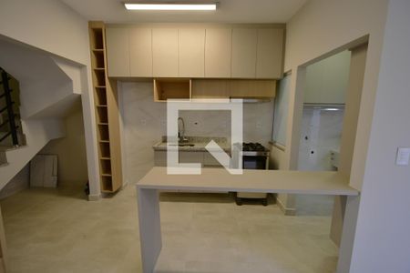 Casa de condomínio à venda com 105m², 3 quartos e 2 vagasCozinha 