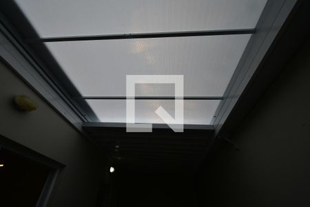 Casa de condomínio à venda com 105m², 3 quartos e 2 vagasÁrea de serviço 