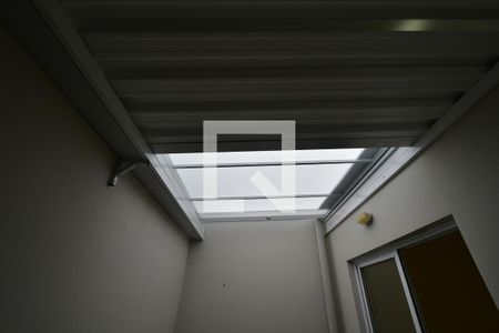 Casa de condomínio à venda com 105m², 3 quartos e 2 vagasÁrea de serviço 