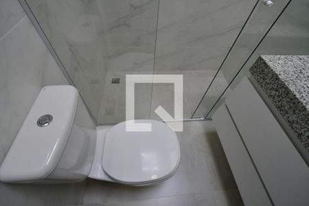 Casa de condomínio à venda com 105m², 3 quartos e 2 vagasBanheiro 2