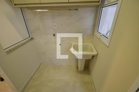 Casa de condomínio à venda com 105m², 3 quartos e 2 vagasÁrea de serviço 