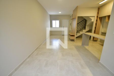 Sala de casa de condomínio para alugar com 3 quartos, 105m² em Chácara Primavera, Campinas