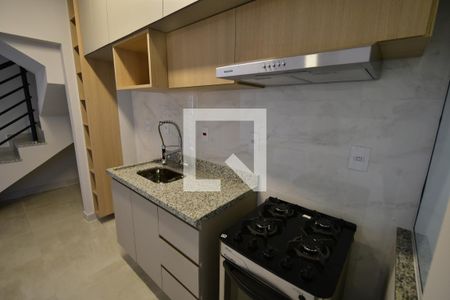 Casa de condomínio à venda com 105m², 3 quartos e 2 vagasCozinha 