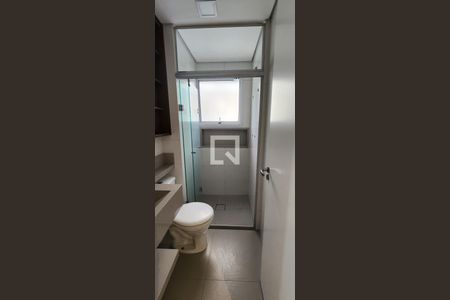 Banheiro de apartamento à venda com 1 quarto, 68m² em Jardim Roberto, Osasco