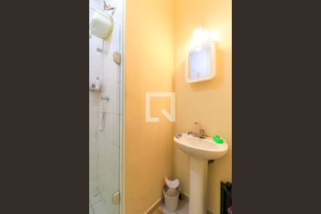 Banheiro de apartamento à venda com 1 quarto, 31m² em Santo Amaro, São Paulo