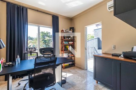 Escritório de casa de condomínio à venda com 4 quartos, 806m² em Alphaville Residencial Um, Barueri