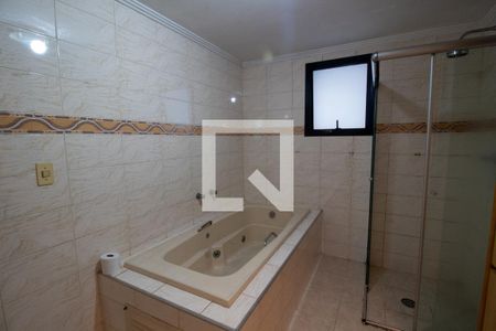 Apartamento à venda com 280m², 4 quartos e 2 vagasBanheiro da Suíte 2