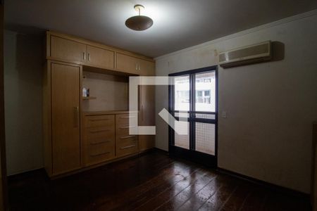 Apartamento à venda com 280m², 4 quartos e 2 vagasSuíte 2