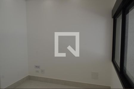 Sala de casa à venda com 4 quartos, 160m² em Vila Mariana, São Paulo