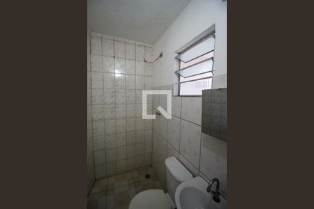 Banheiro de casa para alugar com 1 quarto, 137m² em Jardim Norma, São Paulo