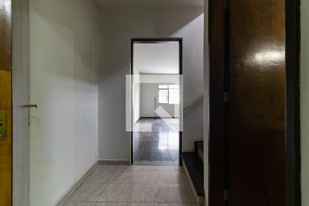 Corredor de casa para alugar com 3 quartos, 180m² em Vila Gumercindo, São Paulo