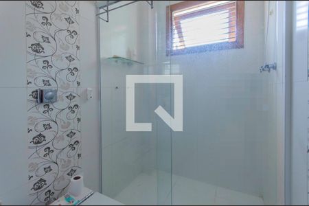 Casa à venda com 170m², 3 quartos e 2 vagas Casa à venda com 170m², 3 quartos e 2 vagasBanheiro da Suíte