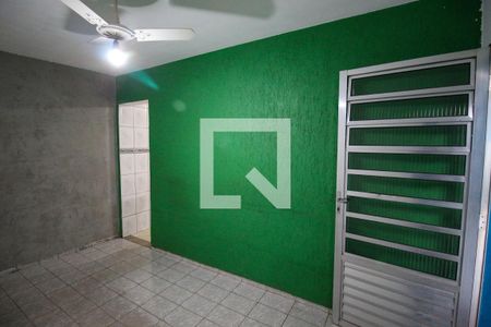 Sala de casa para alugar com 2 quartos, 60m² em Vila Santa Ines, São Paulo