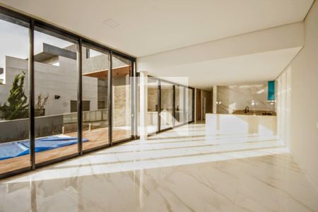 sala de casa de condomínio à venda com 4 quartos, 292m² em Alphaville Nova Lima, Nova Lima