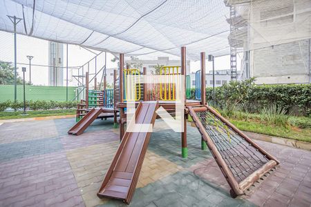 Apartamento para alugar com 170m², 3 quartos e 2 vagasÁrea comum - Playground