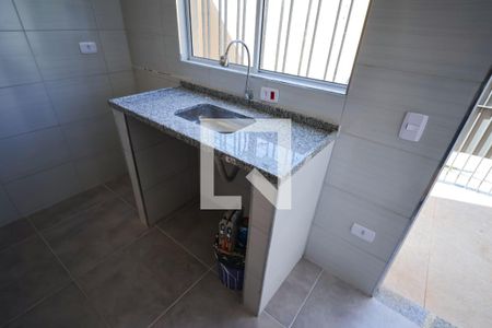 Sala e Cozinha de casa para alugar com 1 quarto, 60m² em Vila Moraes, São Paulo