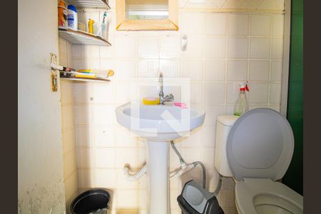 Casa à venda com 200m², 4 quartos e 2 vagasBanheiro 3